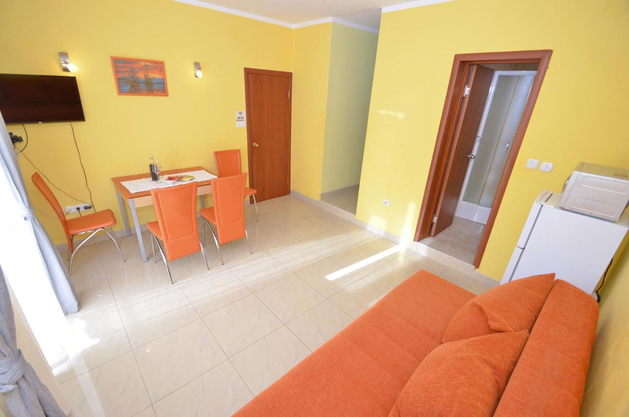 Apartments Dinko Zifra Tivat Exteriör bild