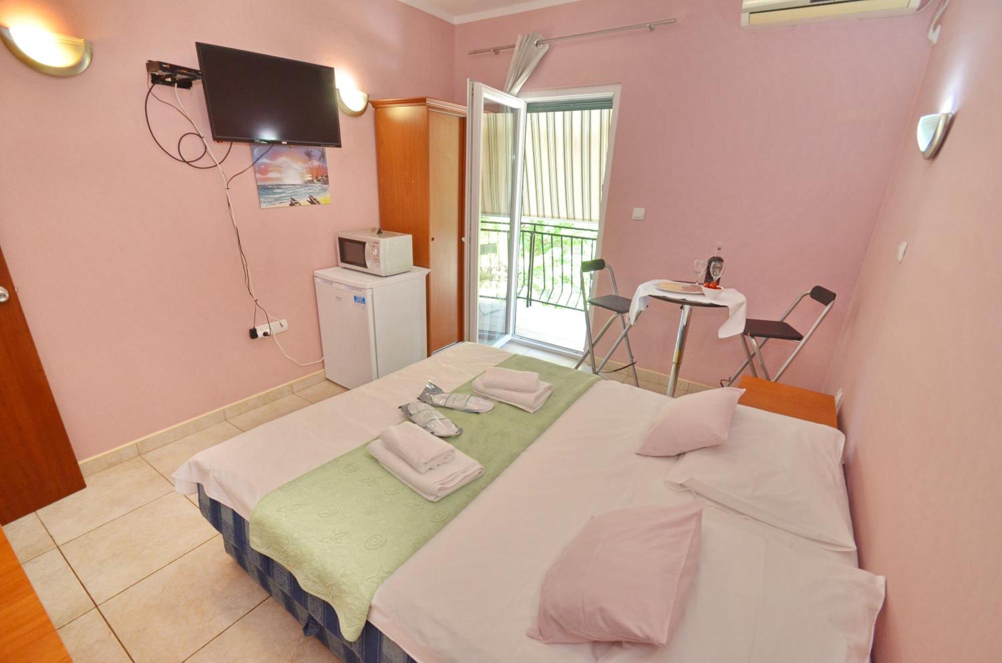 Apartments Dinko Zifra Tivat Exteriör bild
